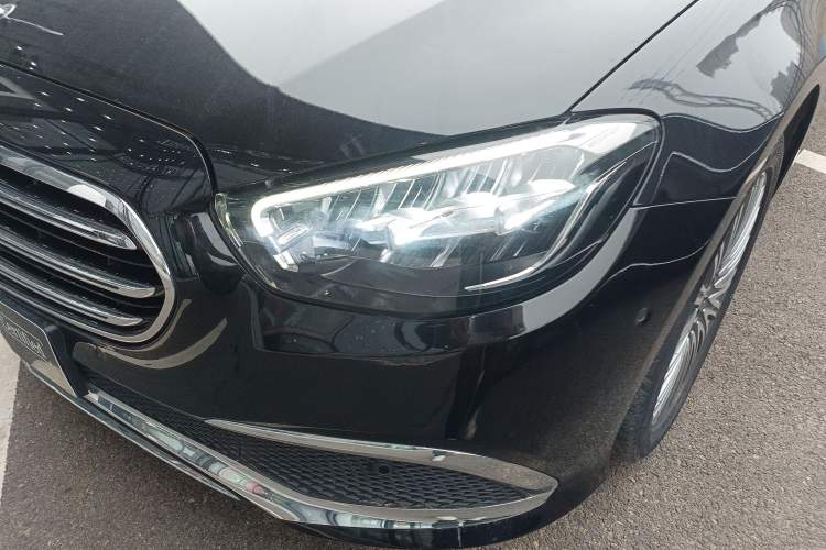 Used Mercedes-Benz E-Class 2022 Second Facelift E 300 L Fashion Edition
