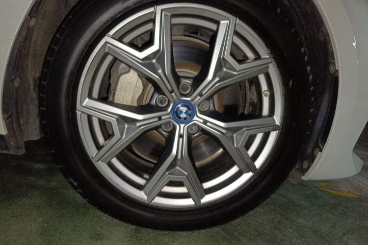 Used BMW i3 2024 eDrive 35 L
