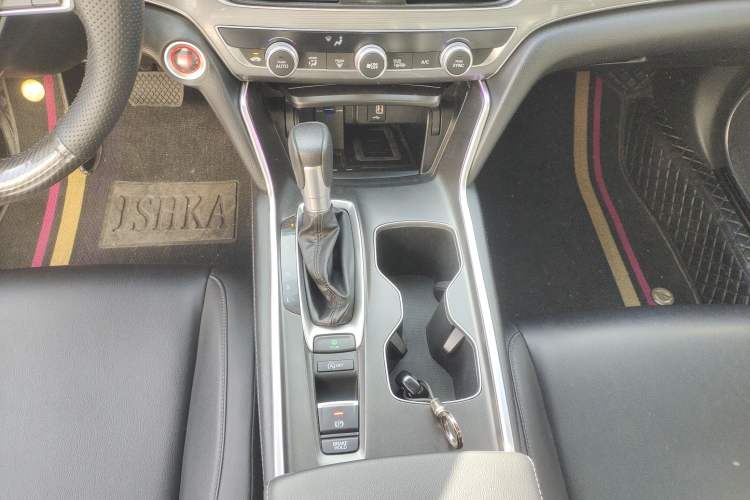 Used Honda Accord 2018 260TURBO Elite Edition China VI