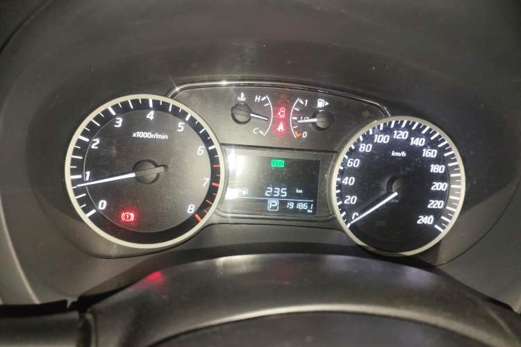 Used Nissan Sylphy 2016 1.6 XL CVT Luxury Edition Instrument Cluster