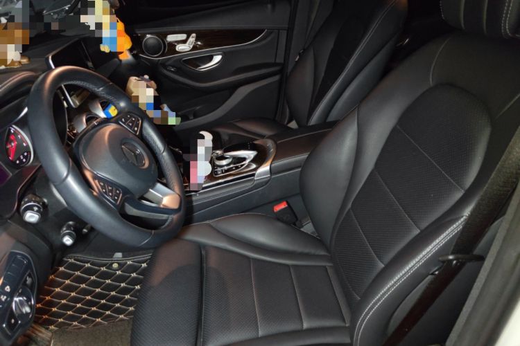 Used Mercedes-Benz GLC 2018 Facelift GLC 260 4MATIC Luxury Edition
