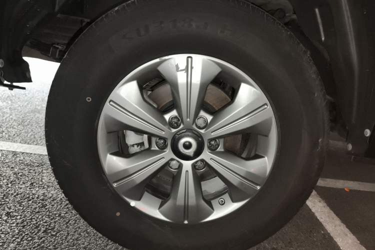 Used Great Wall Poer 2023 2.0T Commercial Version Automatic Diesel 4x4 Elite Long-Box GW4D20M