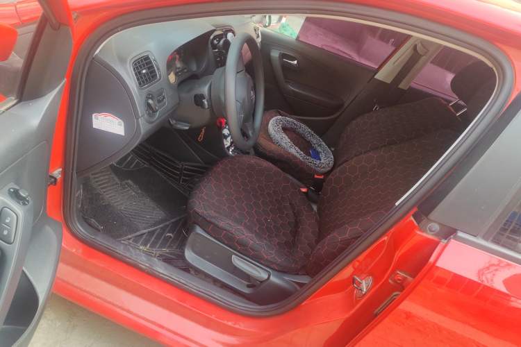 Used Volkswagen Polo 2013 1.6L Automatic Comfort Edition