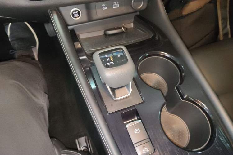 Used Nissan X-Trail 2021 VC-Turbo 300 CVT 2WD Luxury Edition 7-Seater Gear Lever