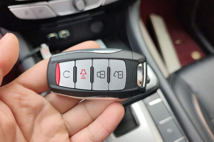 Used Great Wall Poer 2023 2.0T Passenger Version Automatic Diesel 4x4 Comfort Trim – GW4D20M
