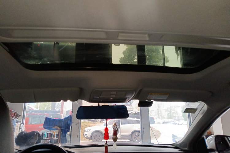 Used Roewe i6 2020 PLUS 1.6L CVT 4G Connected Glory Flagship Edition