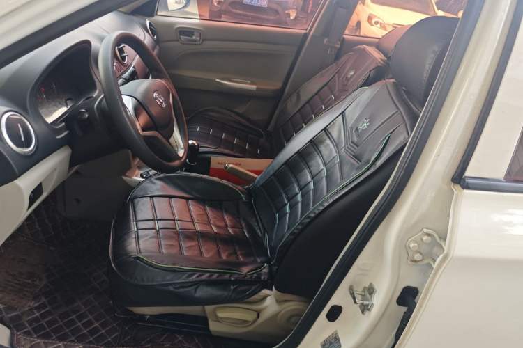 Used Changan Alsvin V3 2015 1.4L Manual Warm-Hearted Model China V Standard
