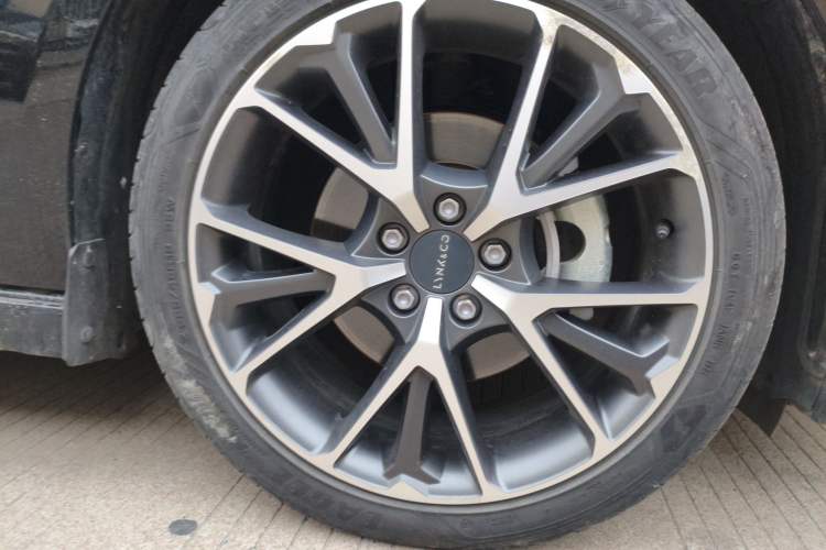 Used Lynk & Co 03 2022 2.0TD DCT JingPro