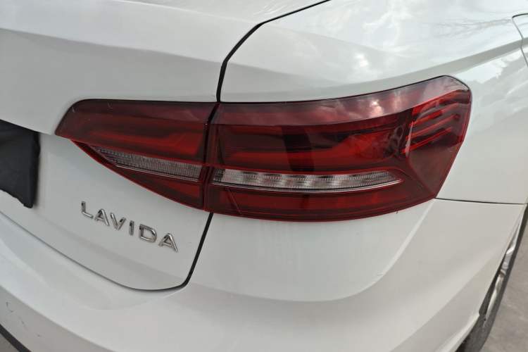 Used Volkswagen Lavida 2023 Revised 1.5L Automatic DeYi Edition
