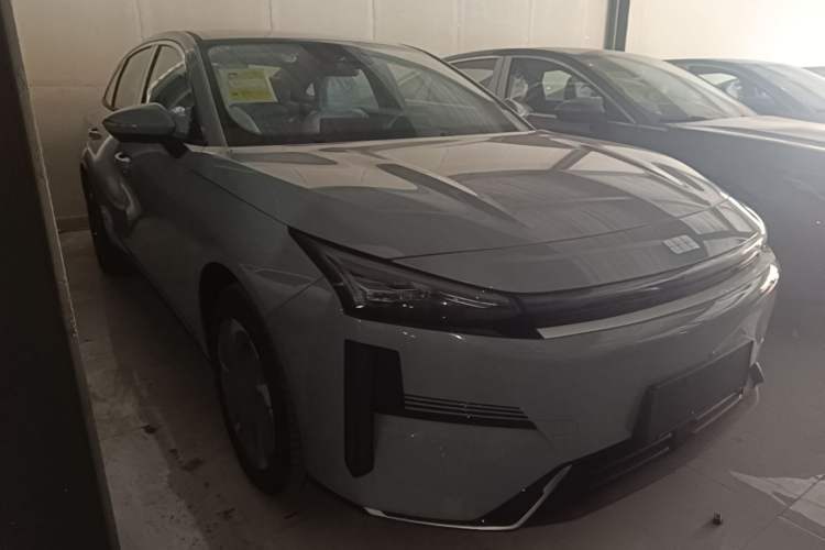 Used Geely Galaxy L6 2025 EM-i 140km Explorer+ Edition