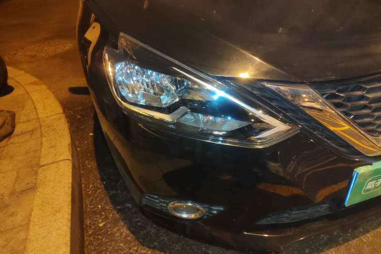 Used Nissan Sylphy 2022 Revised Version Classic 1.6XL CVT Luxury Edition Right Front Headlight