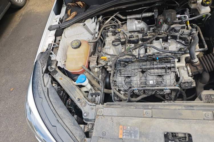 Used Roewe i5 2023 1.5L Manual Comfort Edition
