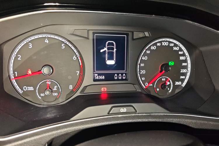 Used Volkswagen T-ROC 2019 280TSI DSG Two-Wheel Drive Comfort Version China VI Standard
