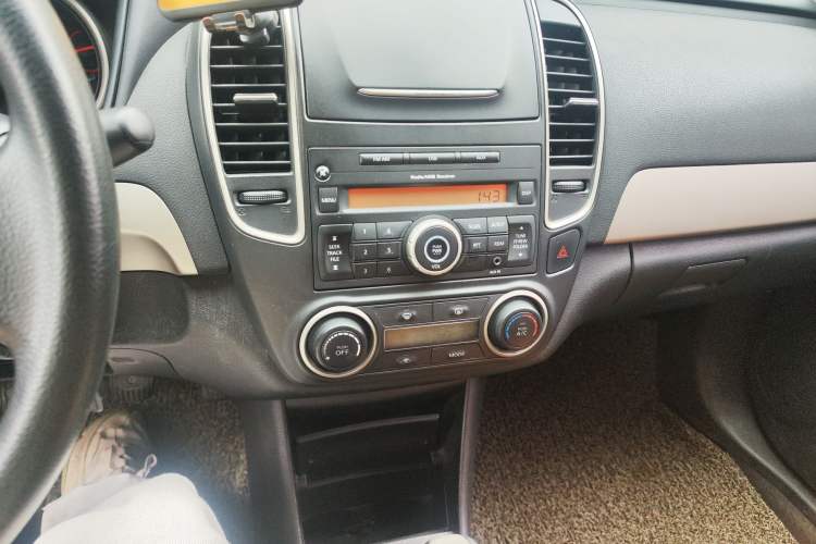 Used Nissan Sylphy 2018 Classic 1.6XE+ Manual Leading Edition