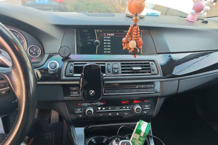 Used BMW 5 Series 2011 535Li Leading Model