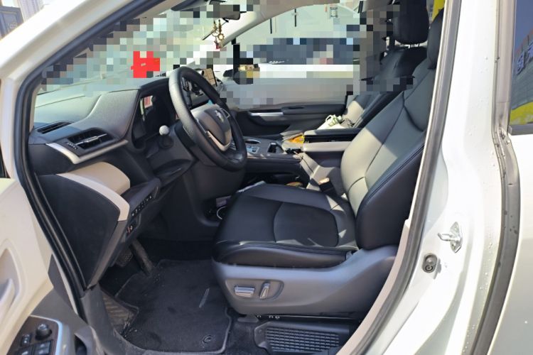 Used Toyota SIENNA 2024 2.5L Hybrid Comfort Edition