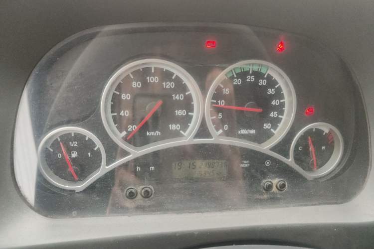 Used Iveco Power Daily 2013 2.5T-V39 Low-Roof Box Truck