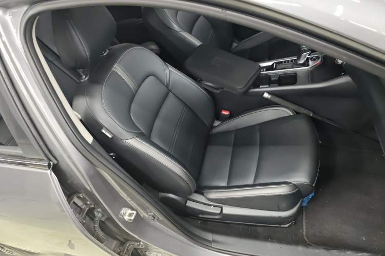 Used Nissan Sylphy 2023 1.6L CVT Enjoyment Edition Right Front Seat