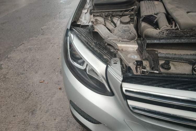 Used Mercedes-Benz GLC 2016 GLC 260 4MATIC Luxury Model
