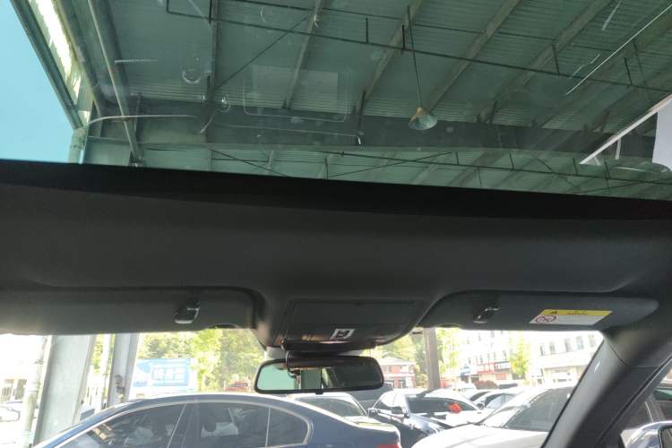 Used Land Rover Range Evoque 2020 249 PS Youth Edition
