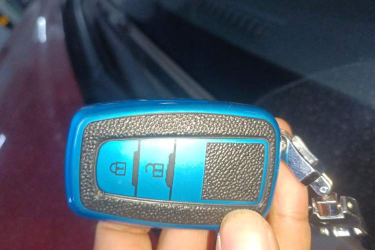 Used Toyota IZOA 2020 2.0L Yichi Version
