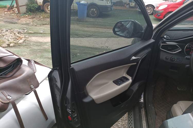 Used MG GS 2015 2.0TGI TST Four-Wheel Drive Flagship Edition