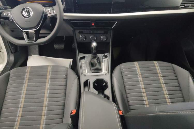 Used Volkswagen Lavida 2021 280TSI DSG Comfort Edition Gear Lever