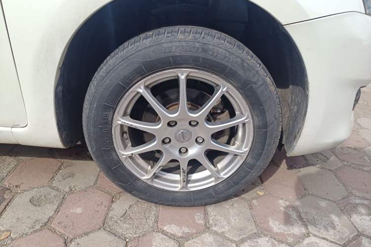 Used Nissan Tiida 2014 1.6L CVT Comfort Model
