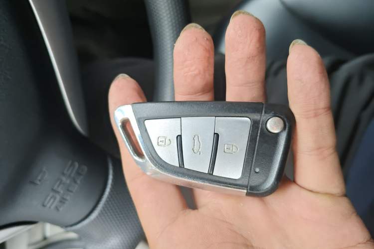 Used Everus S1 2014 1.3L Manual Comfort Edition