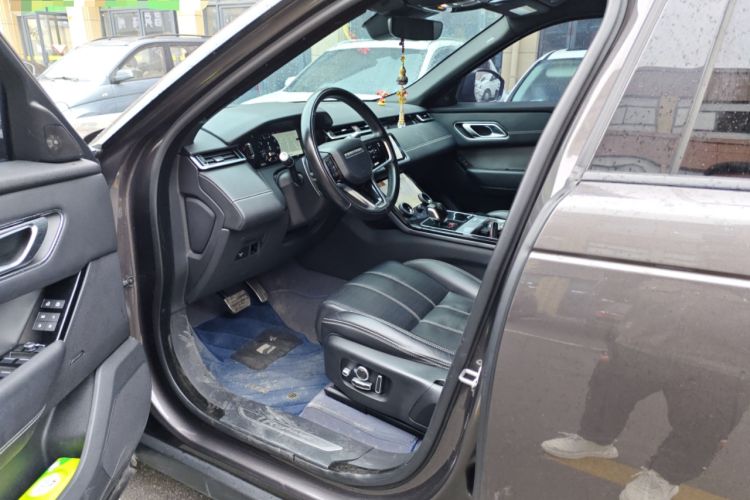 Used Land Rover Range Velar 2022 250 PS Sparkling Heritage Edition Driver Seat
