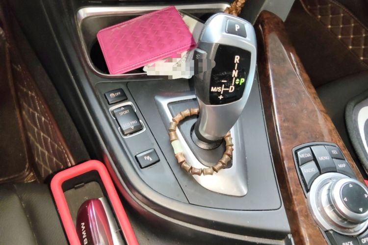 Used BMW 3 Series 2013 Facelifted 320Li Luxury Design Package
