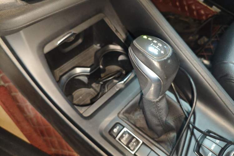 Used BMW X1 2018 sDrive18Li Fashion Model Gear Lever
