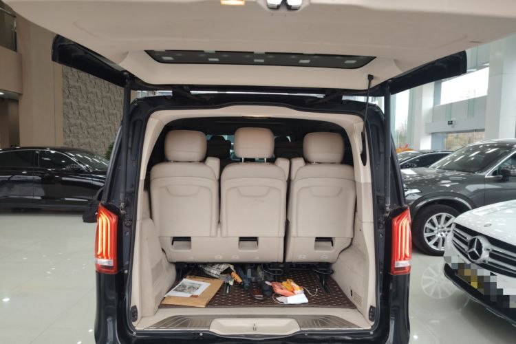 Used Mercedes-Benz V-Class 2016 V 260 L Prestige Extended Edition