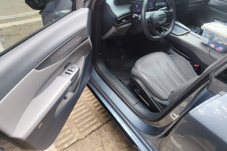 Used Lynk & Co 07 2024 EM-P 126 Long-Range Ultra