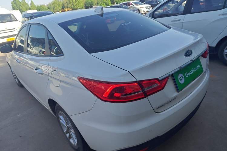 Used Ford Escort 2019 Revised 1.5L Automatic ZhiXiang Version (Tire Pressure Monitoring) China VI Standard
