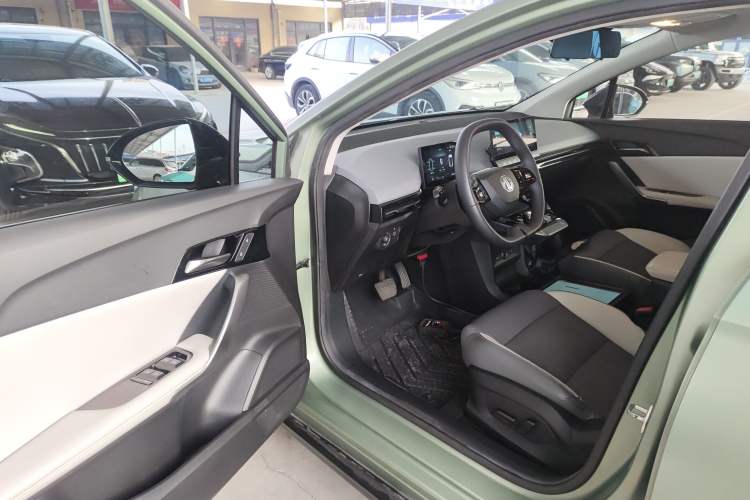 Used MG 4 EV 2022 425 km Luxury Edition