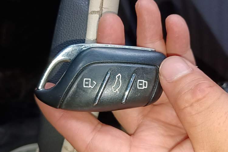 Used Roewe Clever 2022 311km QiQi BoBo Edition
