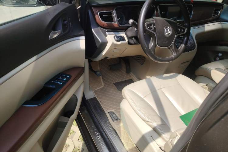 Used Buick GL8 2014 2.4L LT Luxury Business Executive Edition