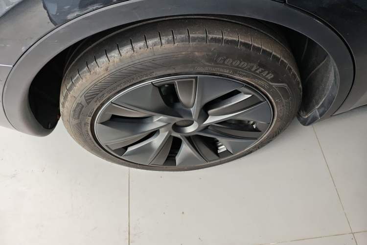 Used Tesla Model Y 2024 Rear-Wheel-Drive Version