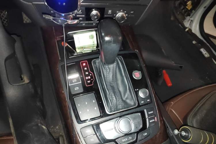 Used Audi A6L 2016 TFSI Technology Edition Gear Lever