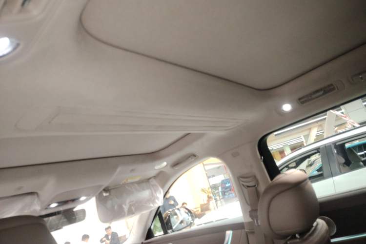 Used Hima AITO M9 2025 Extended-Range Ultra Version 52 kWh 6-Seater