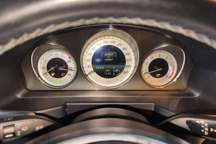 Used Mercedes-Benz GLK-Class 2015 GLK 260 4MATIC Dynamic Edition Ultimate Version
