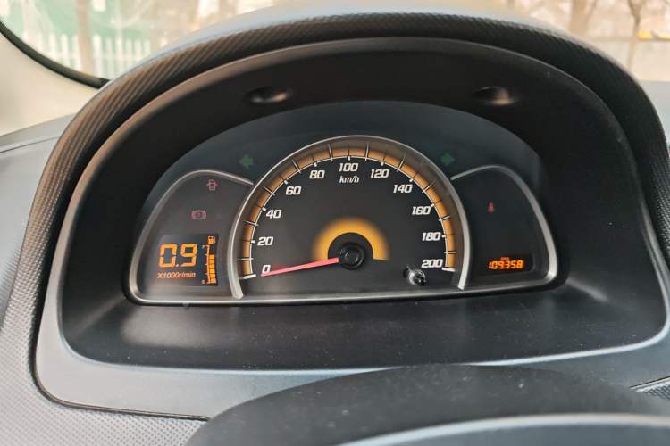 Used Chevrolet Sail 2013 Sedan 1.2L Manual Fashionable Happiness Edition