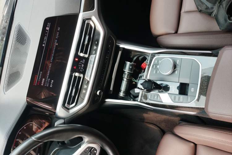 Used BMW 3 Series 2020 325Li M Sport Package Gear Lever