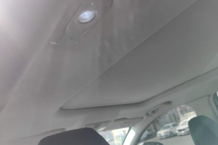 Used CHANGAN OSHAN X7 2020 1.5T Automatic Luxury Model Headliner