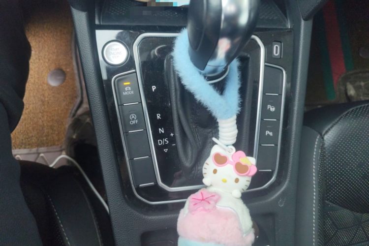 Used Volkswagen FAW-Volkswagen CC 2021 380TSI Striking Edition Gear Lever