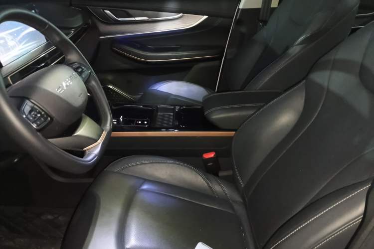 Used EXEED Zhuifeng C-DM 2022 1.5 TCI-DHT 105 km "Chengfeng Qi" Edition
