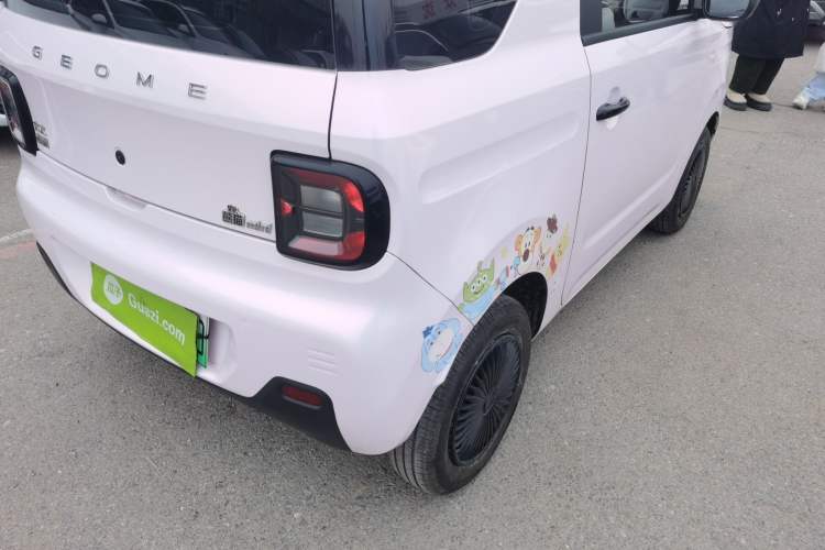Used Geely Galaxy Panda 2023 Panda Mini 200km Endurance Bear
