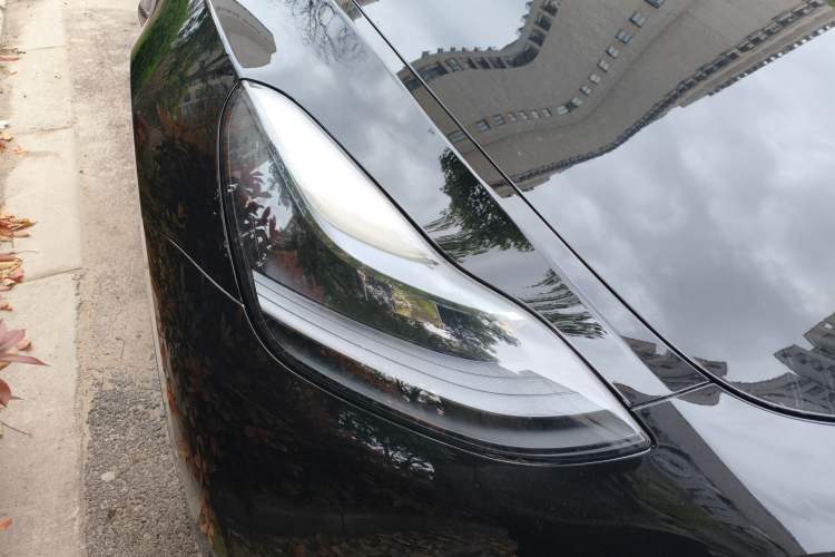 Used Tesla Model Y 2023 Rear-Wheel-Drive Version Right Front Headlight