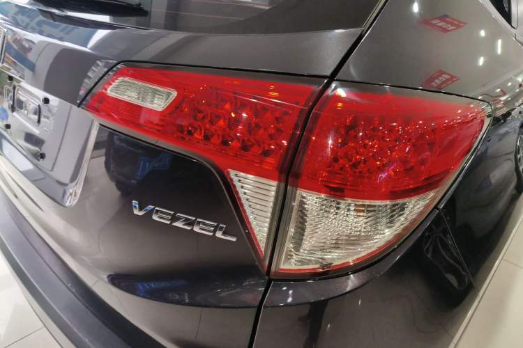 Used Honda Vezel 2020 1.5L CVT Elite Edition